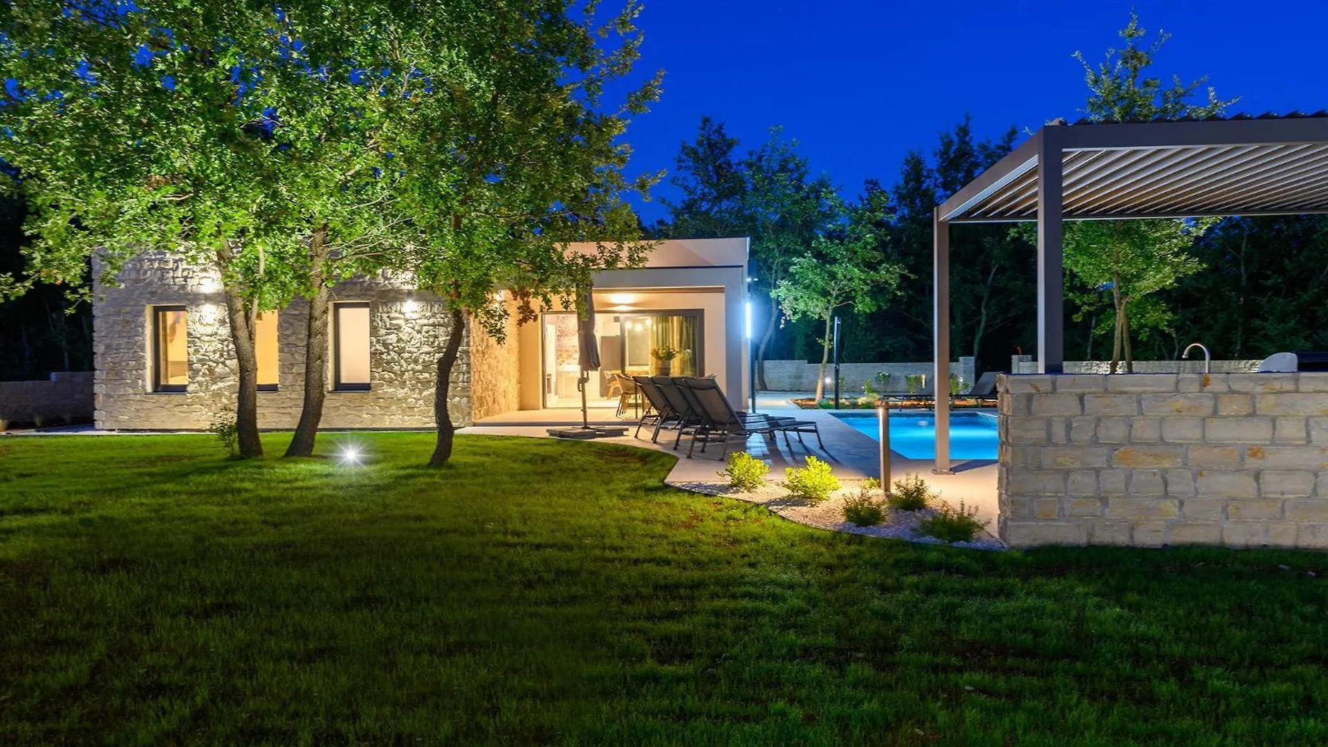 Villa Green Frame West - New Build Villa In Central Istria With Private Pool Butkovići Κροατία