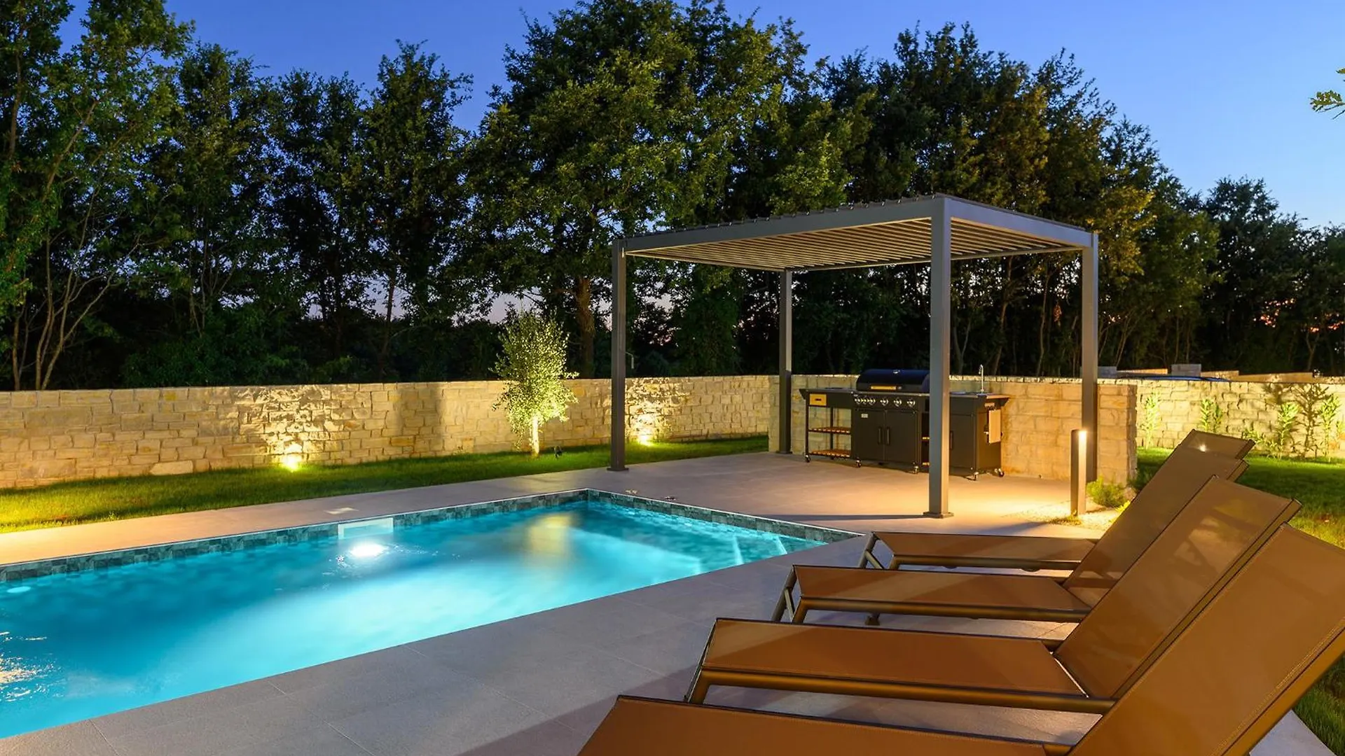 Villa Green Frame West - New Build Villa In Central Istria With Private Pool Butkovići Κροατία