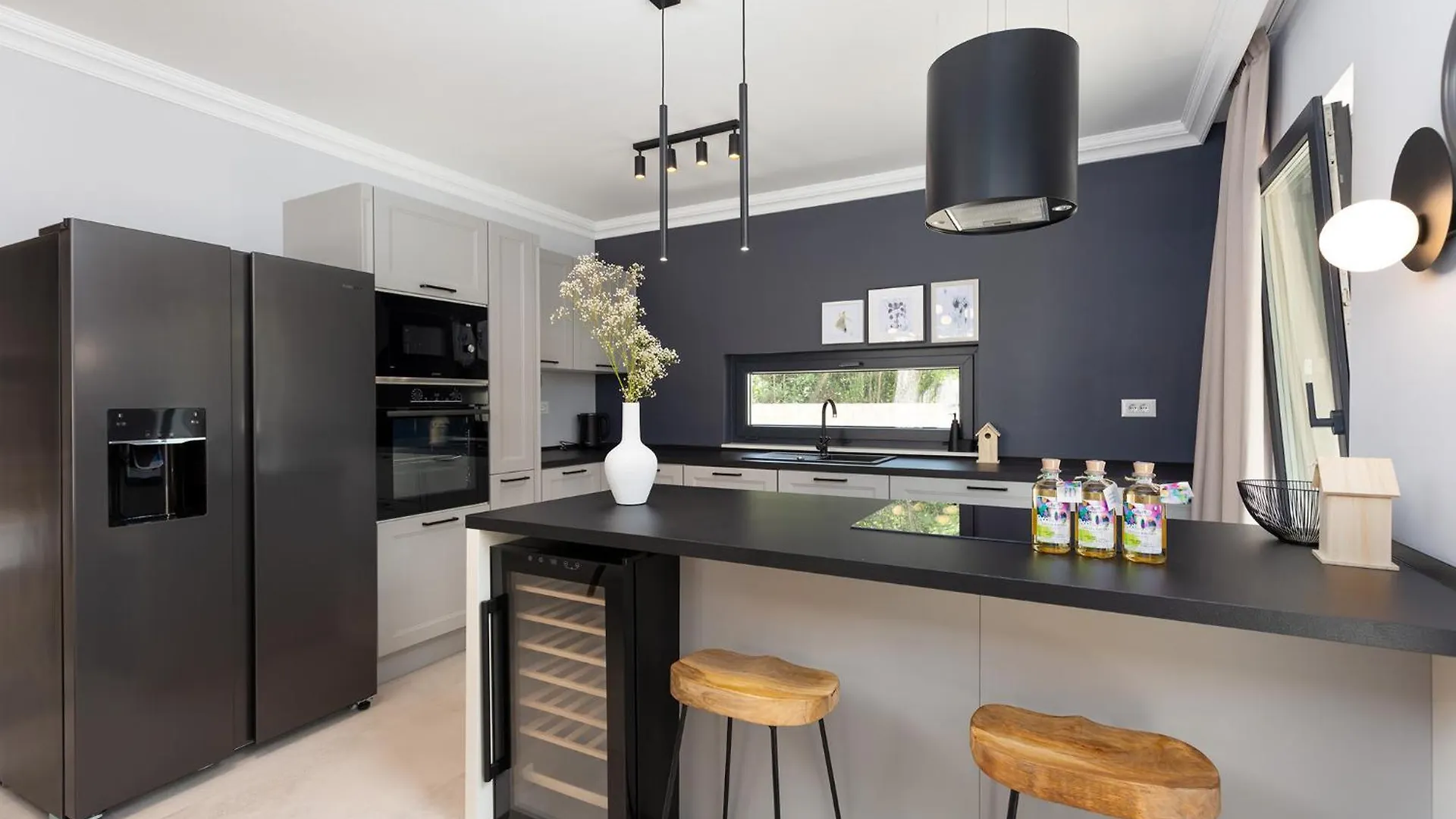 Villa Green Frame West - New Build Villa In Central Istria With Private Pool Butkovići